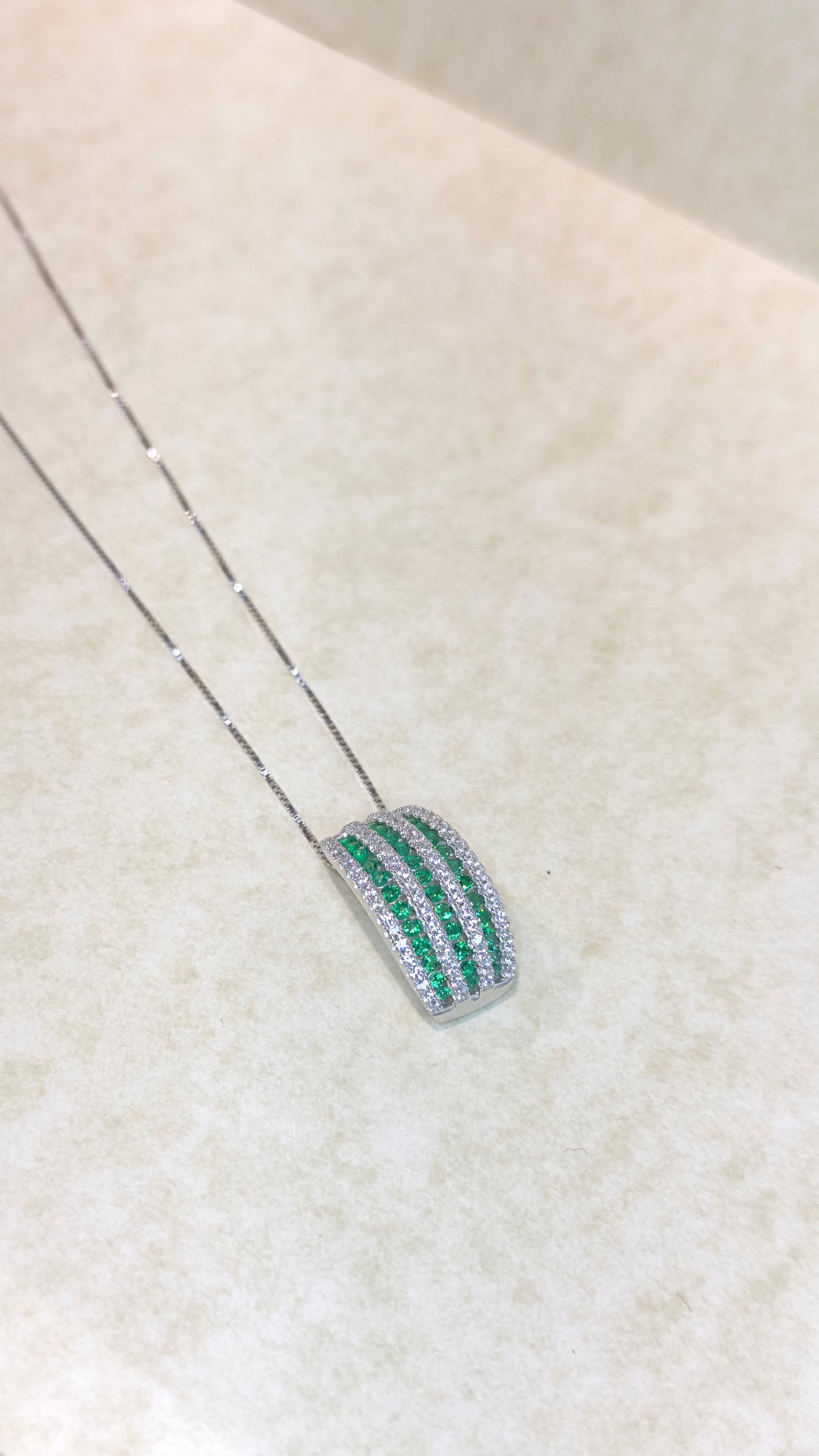 Collana in Argento 925% Color Verde e Argento