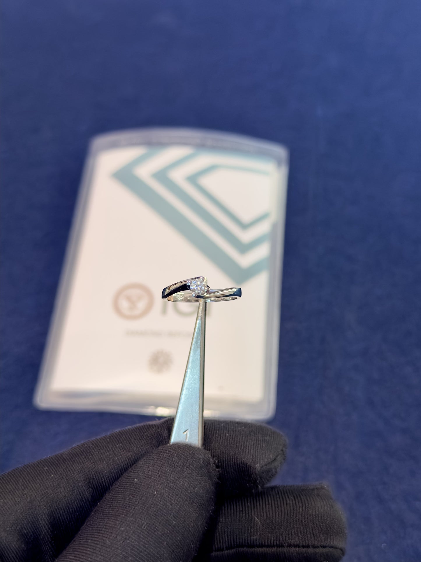 Anello Solitario Valentino Diamante 0.20ct  IGI