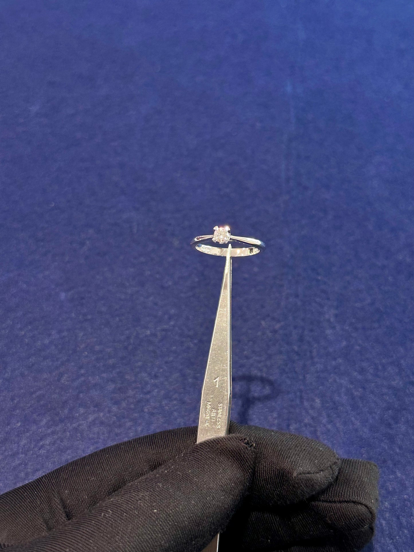 Anello Solitario 0,22ct G VS1