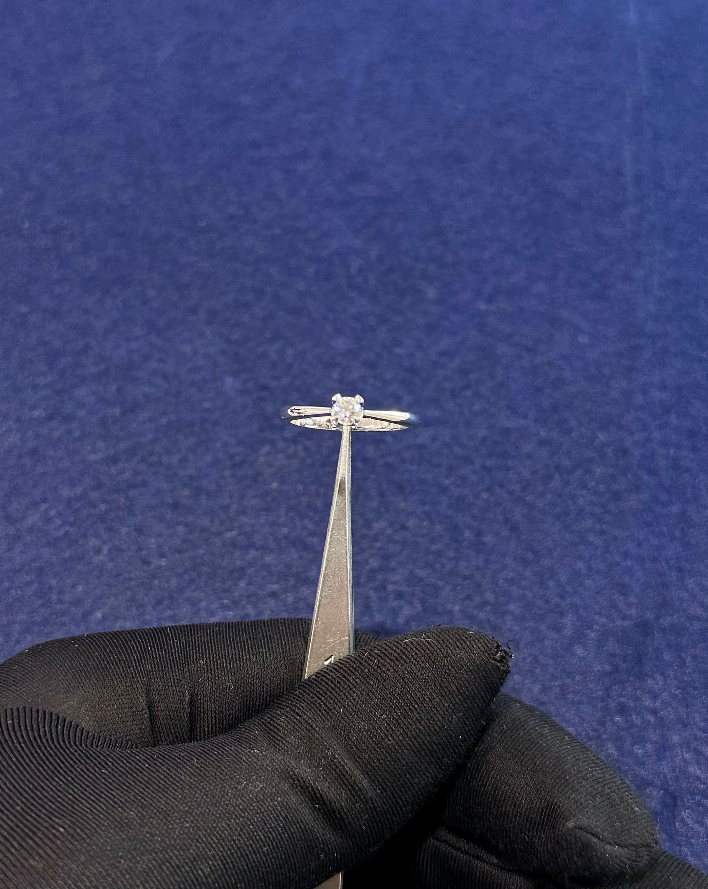 Anello Solitario 0,22ct G VS1