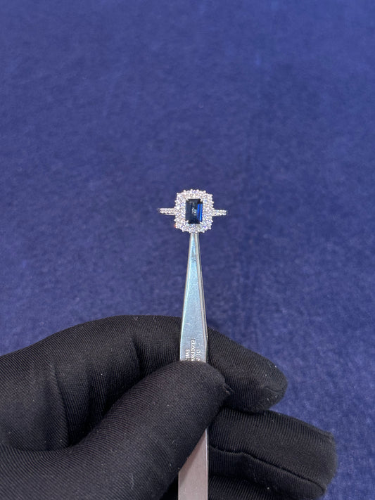 Anello Zaffiro blu e Brillanti VVS